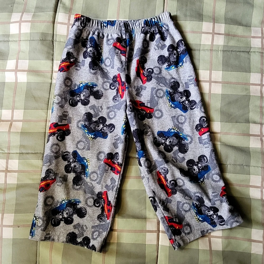 Bundle 2T Gap Jeans and Carter's Sleep pants